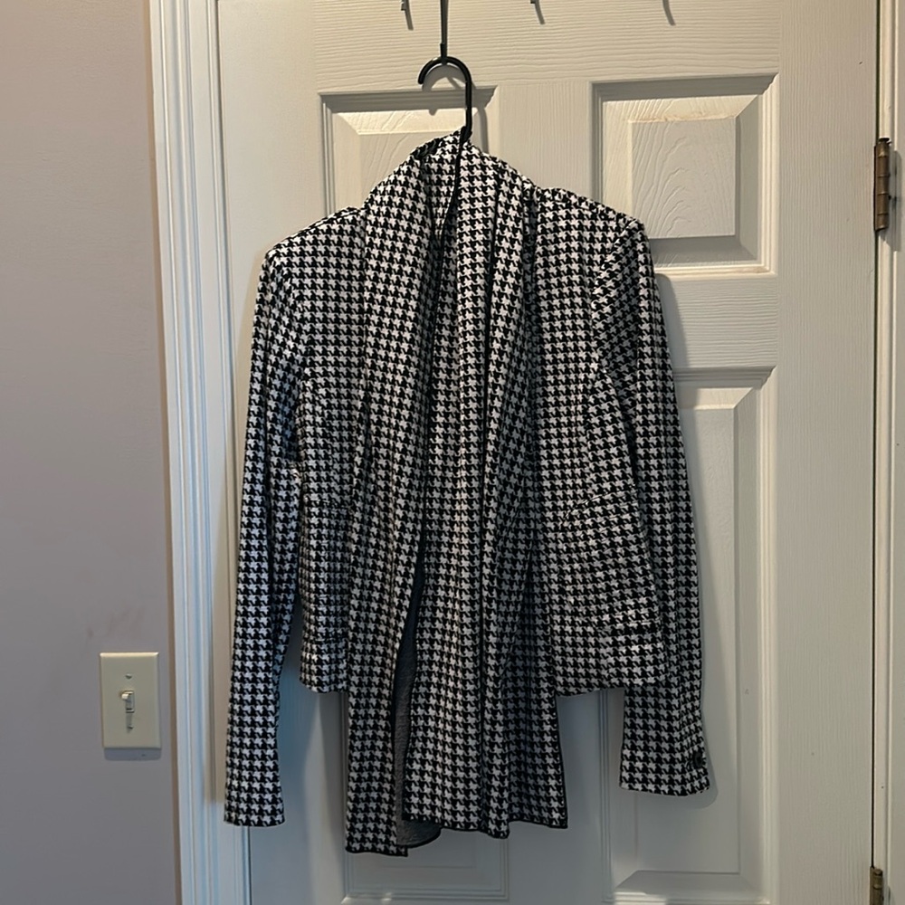 New Cabi open front blazer